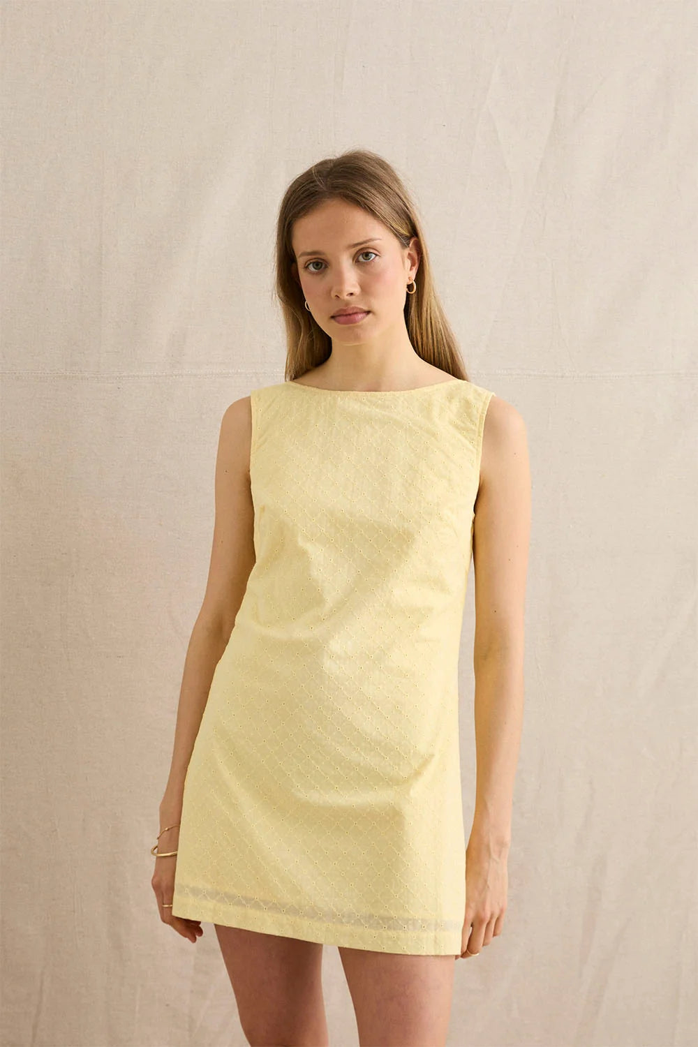 ROBE FEMME RHYTHM PORTE EYELET MINI DRESS